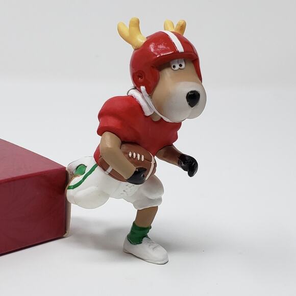 1993 Hallmark Blitzen #8 Reindeer Champs Keepsake Handcrafted Holiday Ornament. - Picture 7 of 7